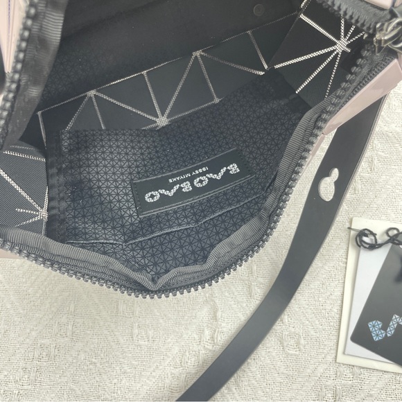 New Issey Miyake Boston Tote Bag - Picture 6 of 8